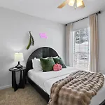 Steps To The Beach & Close To 30A! Private Pool With Sundeck & Putt Putt Golf!