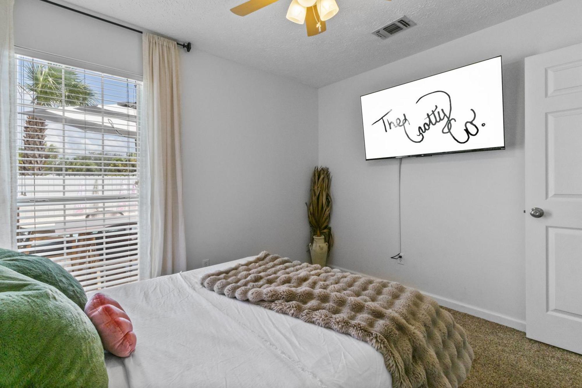 Holiday home Steps To The & Close To 30a! Private Pool With Sundeck & Putt Putt Golf!