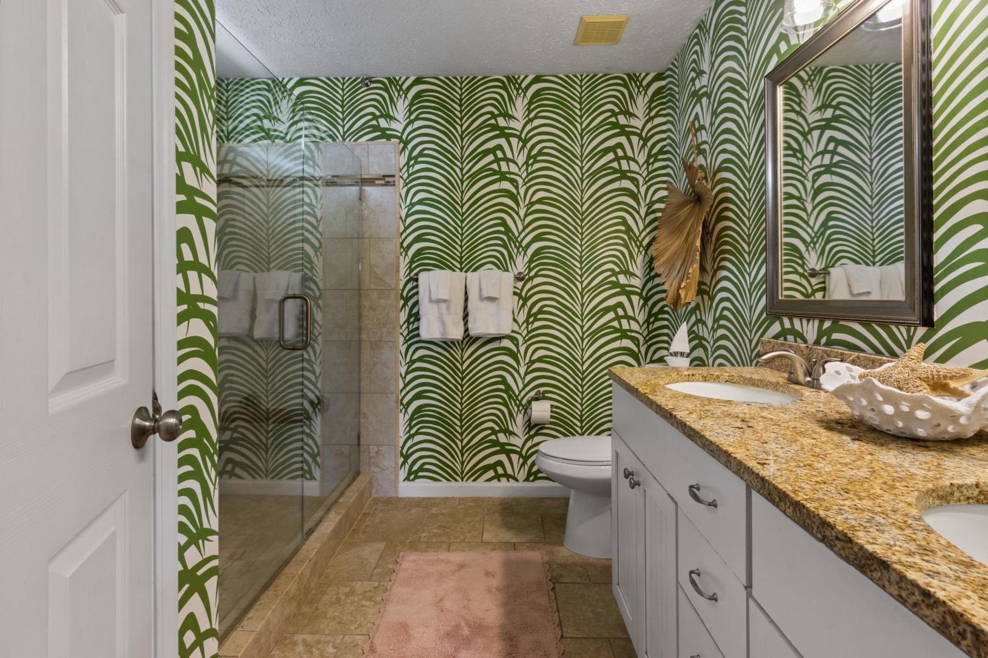 Holiday home Steps To The & Close To 30a! Private Pool With Sundeck & Putt Putt Golf! Panama City Beach