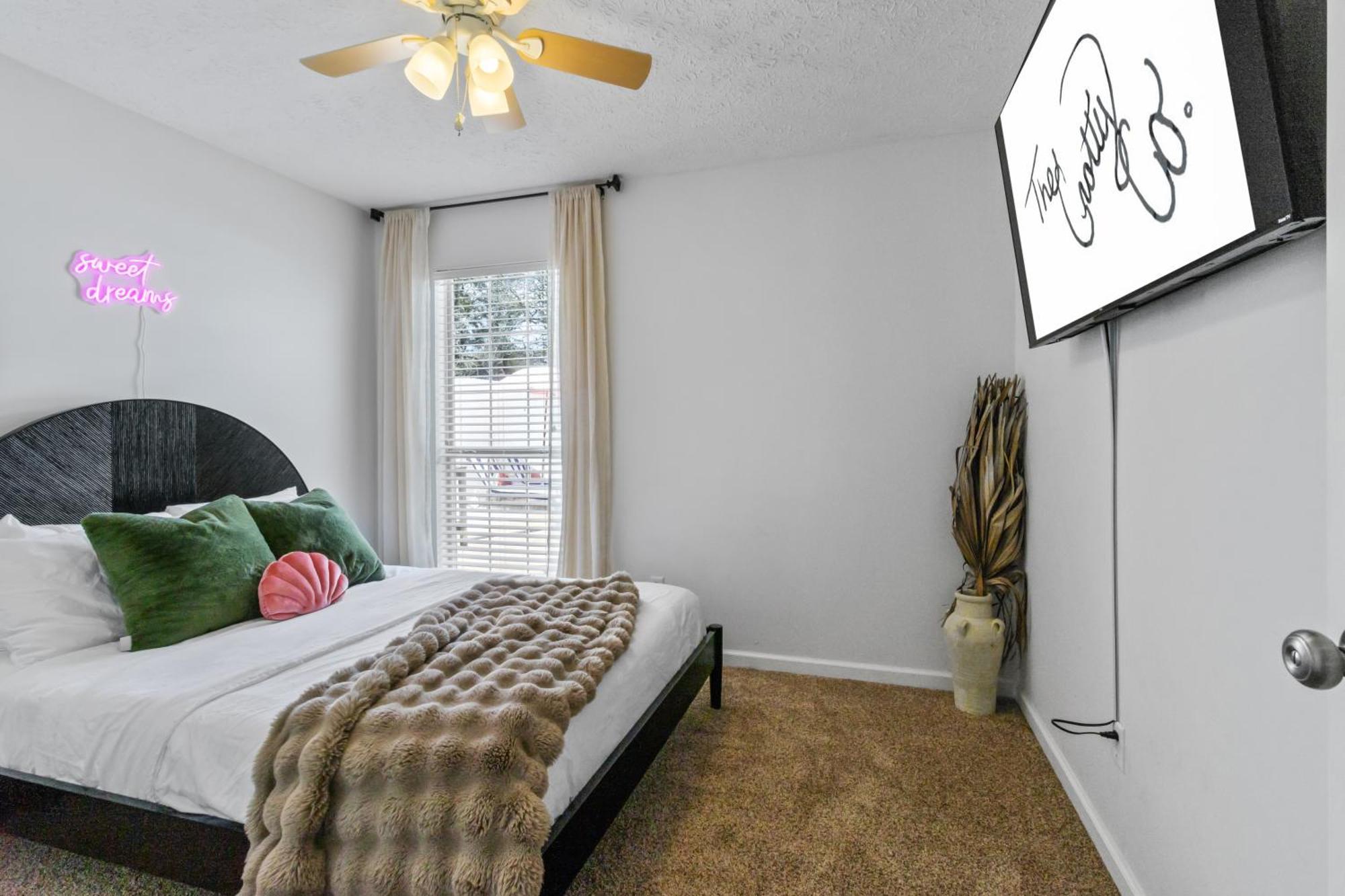 Steps To The & Close To 30a! Private Pool With Sundeck & Putt Putt Golf! Panama City Beach