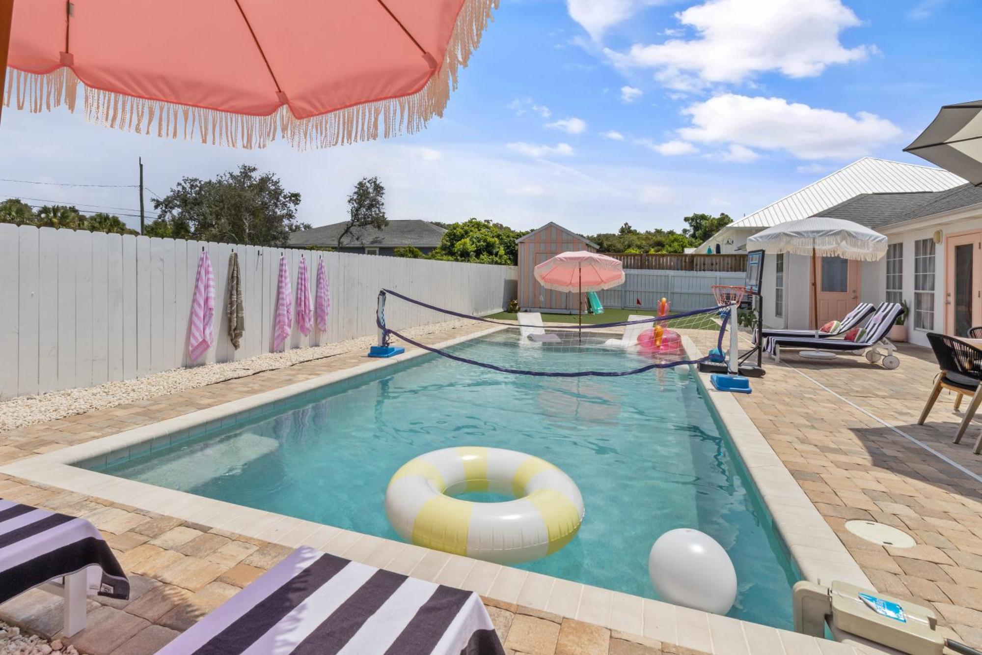 Steps To The & Close To 30a! Private Pool With Sundeck & Putt Putt Golf! Holiday home