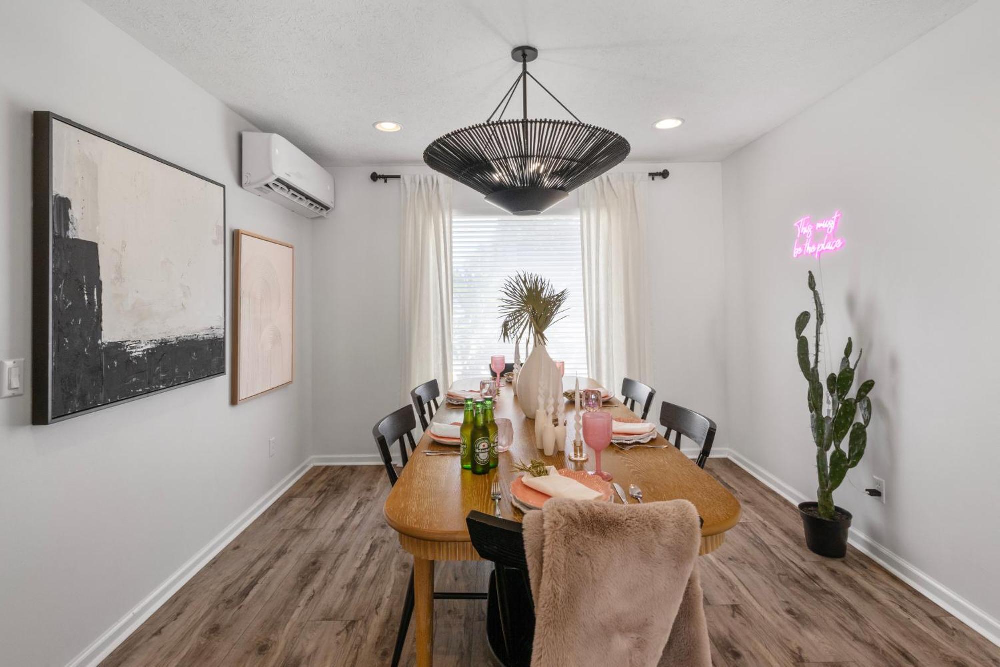 Steps To The & Close To 30a! Private Pool With Sundeck & Putt Putt Golf! Holiday home