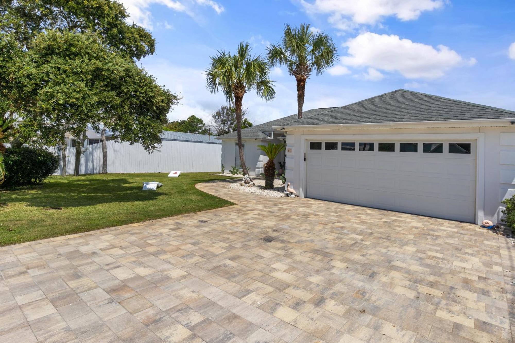 Holiday home Steps To The & Close To 30a! Private Pool With Sundeck & Putt Putt Golf!