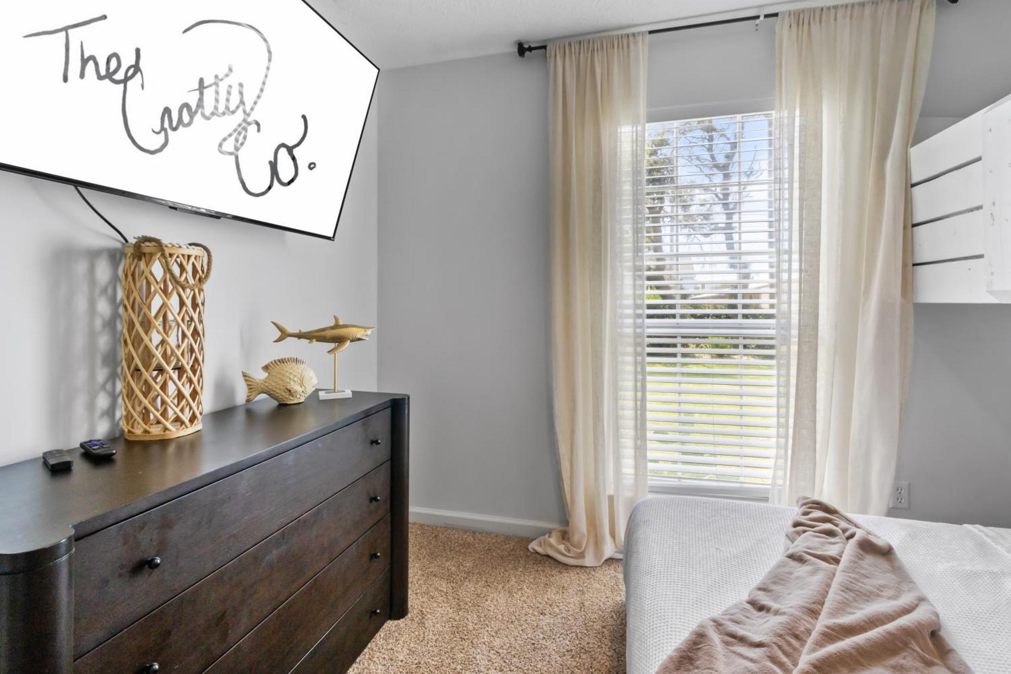 Steps To The & Close To 30a! Private Pool With Sundeck & Putt Putt Golf!
