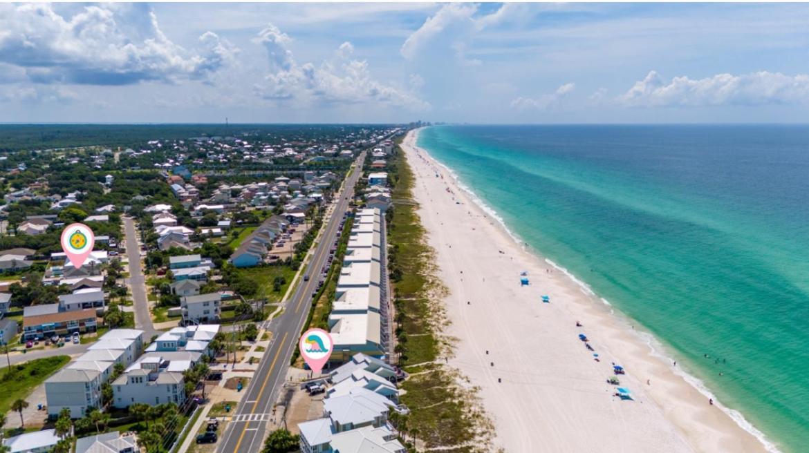 Steps To The & Close To 30a! Private Pool With Sundeck & Putt Putt Golf! Holiday home